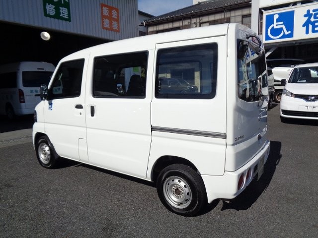 efcd842adacb368fd2416160928b071d.jpg