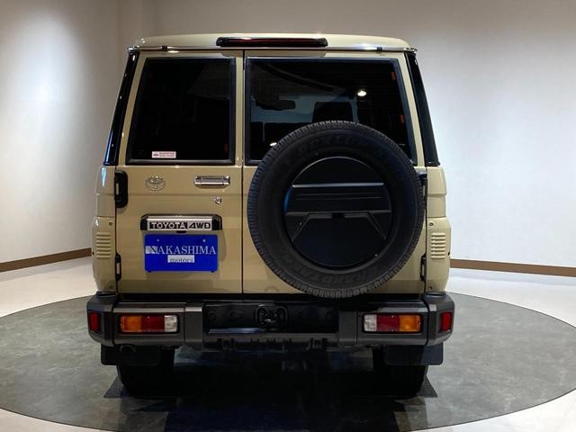 0802683A30250924W00107.jpg