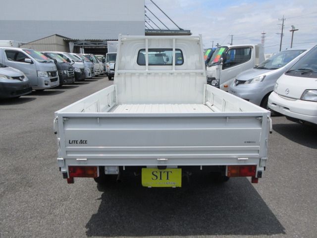 0eb759ae56f634e29ed33b3be95ea251.jpg