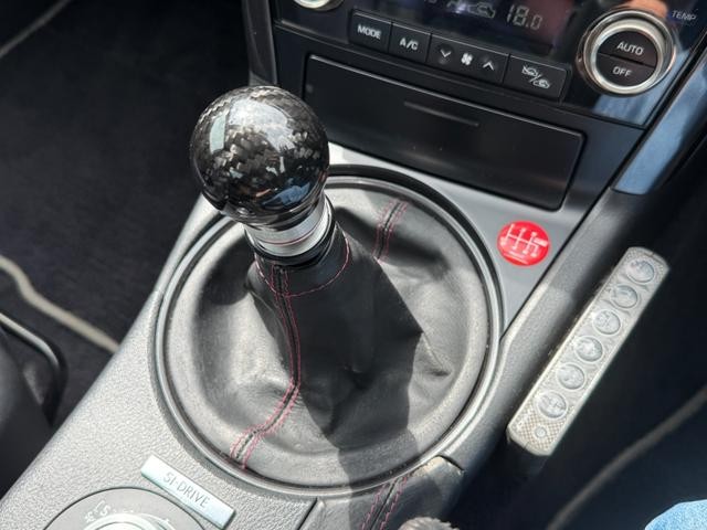 0700435A30260919W00203.jpg
