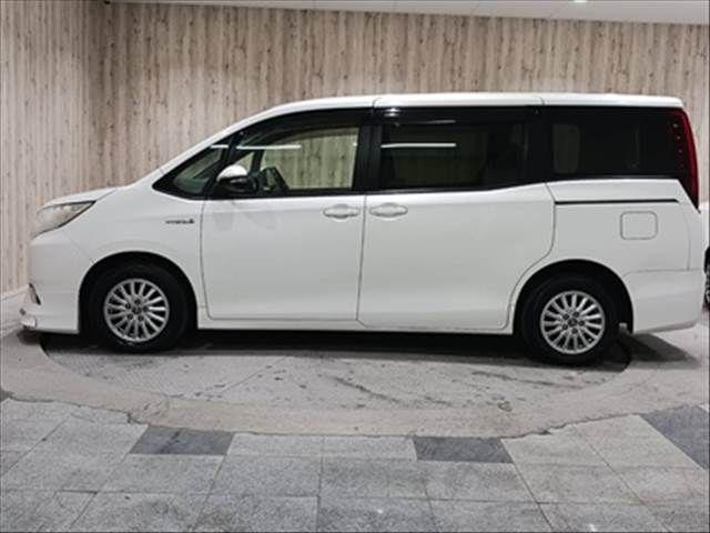 73ca8209e2bc4ae8ced19e26adc5f6d4.jpg