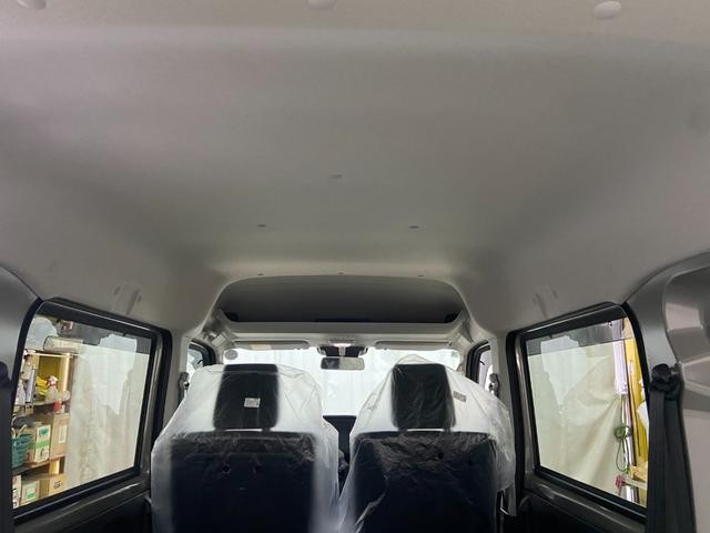 0700506A30260919W00110.jpg