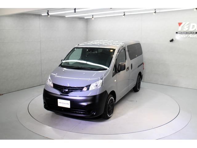 0502096A30260905W00108.jpg