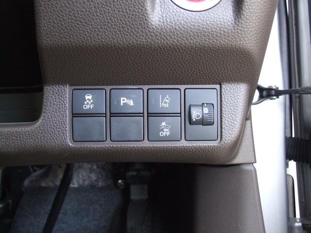 0303122A30250919W00115.jpg