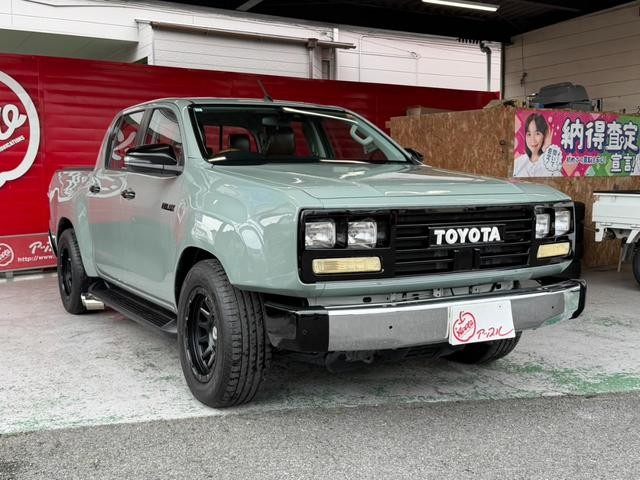 0401697A30260803W00113.jpg