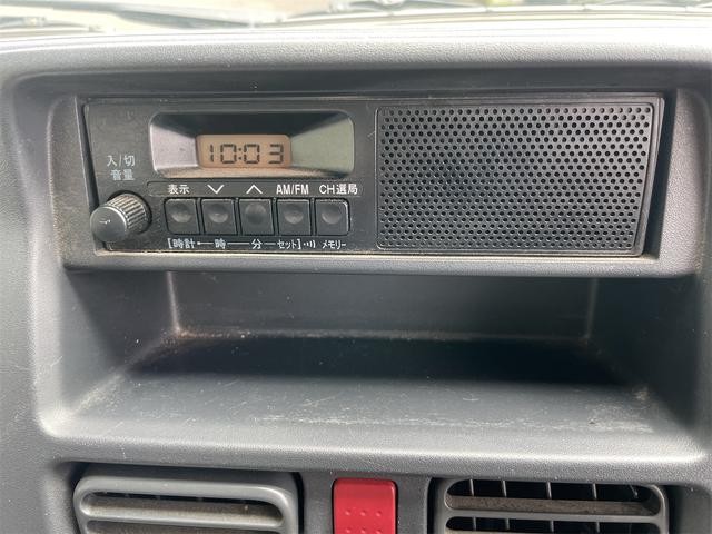 1101983A30260930W00101.jpg