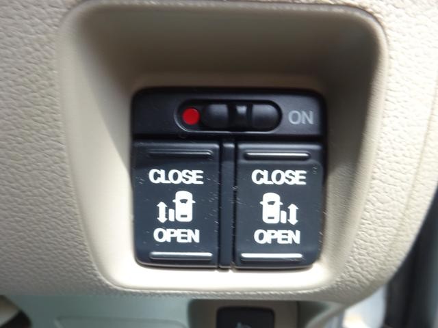 0900002A30260603W00106.jpg