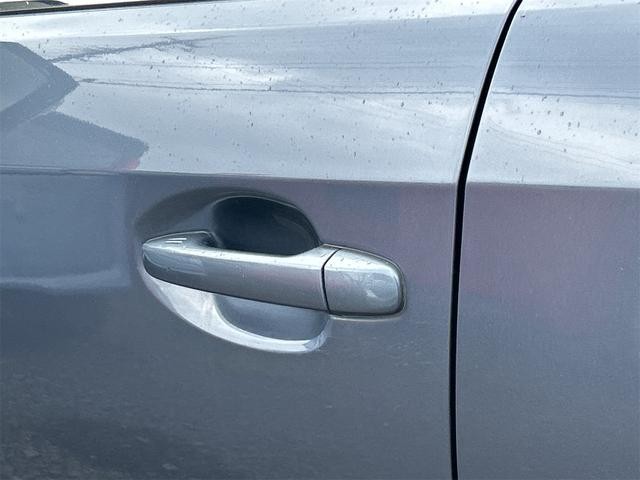 0903516A30260817W00604.jpg