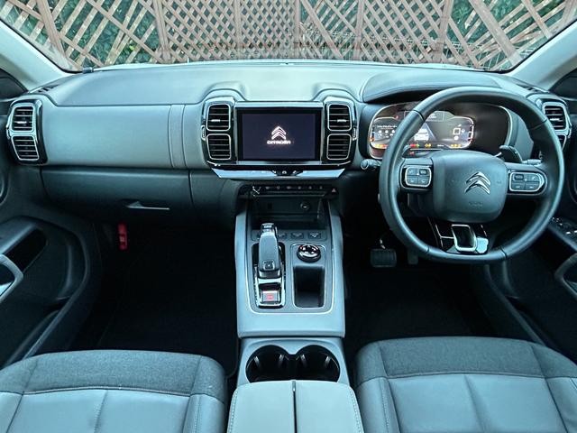 9500065A30260929W00107.jpg