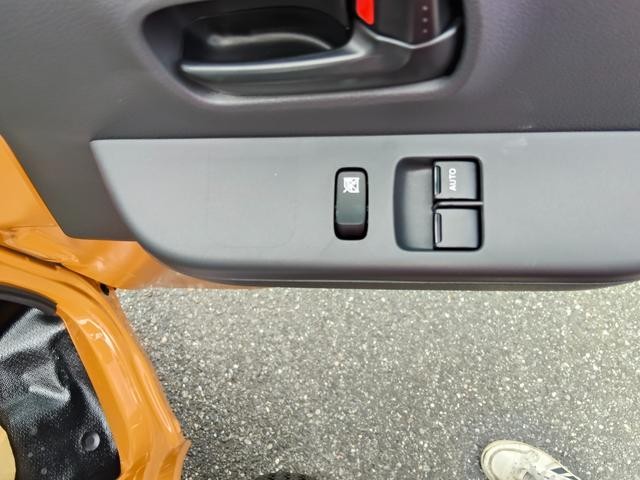 0401984A30260820W00107.jpg