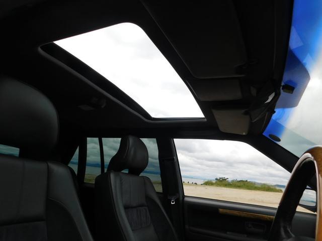 0706715A30260622W00115.jpg
