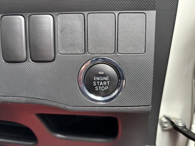 0520020A30260803W00213.jpg