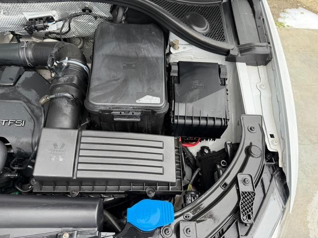 0300434A30260725W00106.jpg
