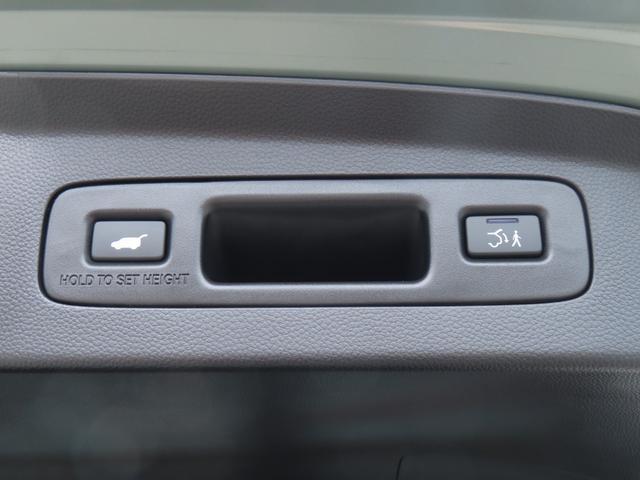 0600169A30260316W00217.jpg
