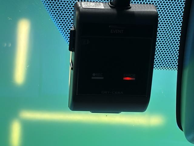 0508207A30261001W00114.jpg
