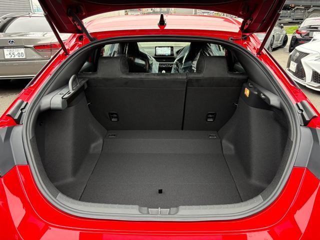 0510775A30260912W00117.jpg