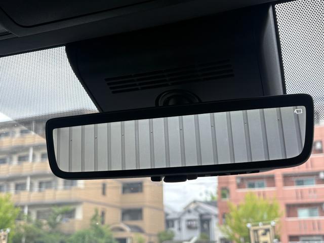 0707854A30260620W00212.jpg