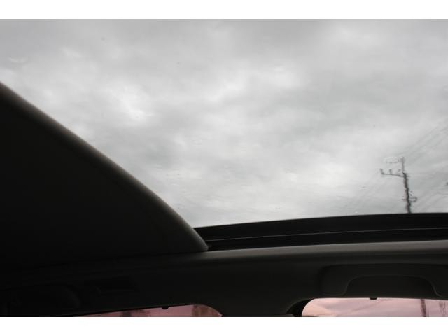 0403291A30260827W00115.jpg