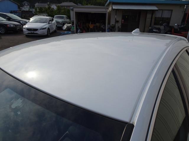 9571676A30260619W00107.jpg