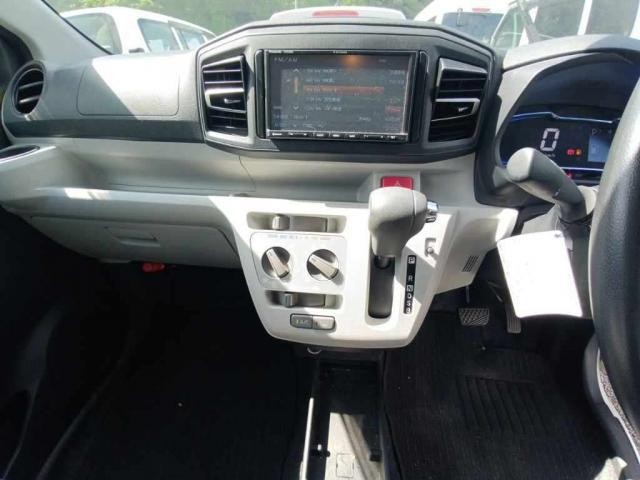 26205200_carP_l_15.jpg