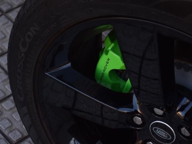 0550135A30260423W00215.jpg