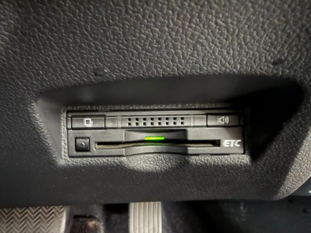 0503612A30260905W00514.jpg