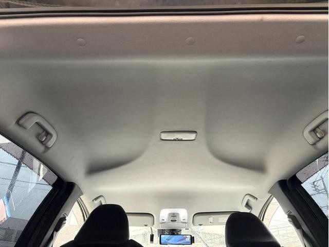0520216A30260906W00114.jpg