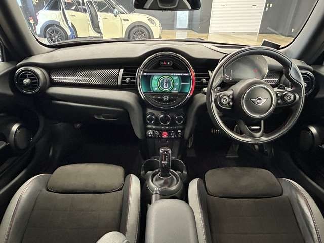 4149d9b8d01859cee838ac0ee92d5b1d.jpg