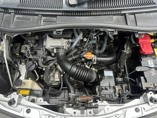 0561562A30260827W00417.jpg