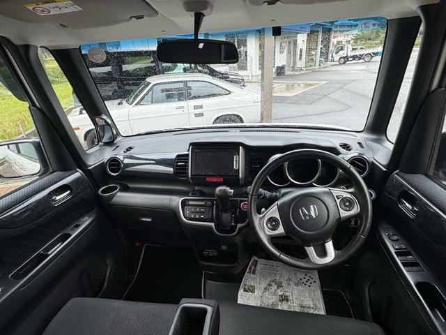0720290A30261005W00206.jpg