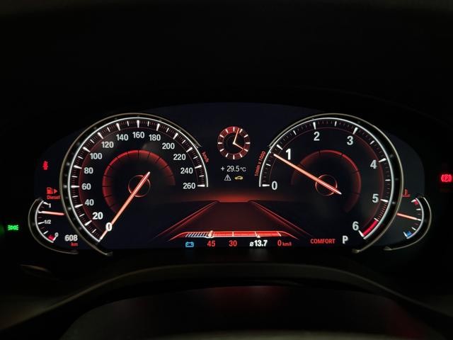 0500515A30260820W00104.jpg