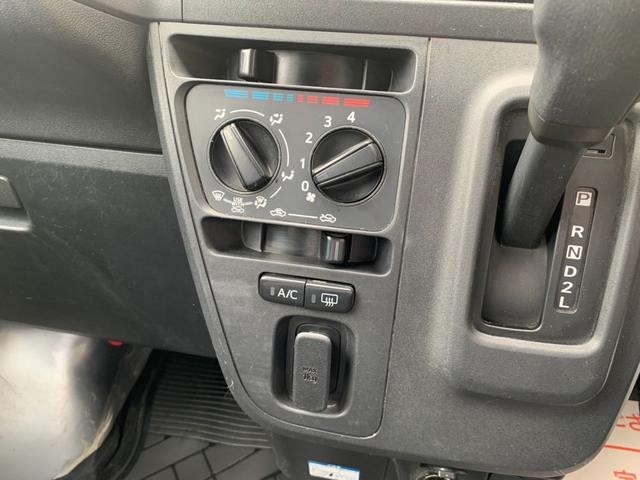 0902400A30260603W00211.jpg