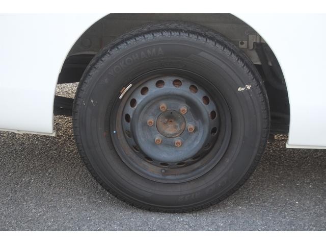 0520270A30260913W00618.jpg