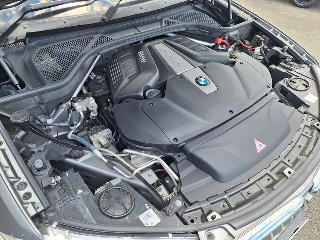1101524A30260710W00108.jpg