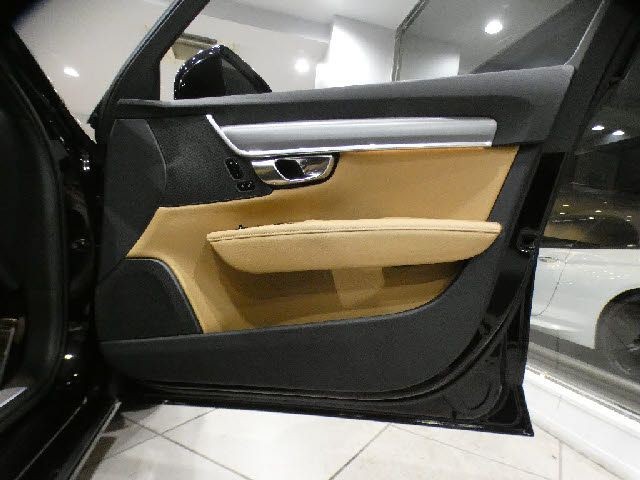 eaa8d6fc08d33e6b2a5b93042bc37642.jpg
