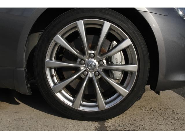 0541044A30260711W00113.jpg