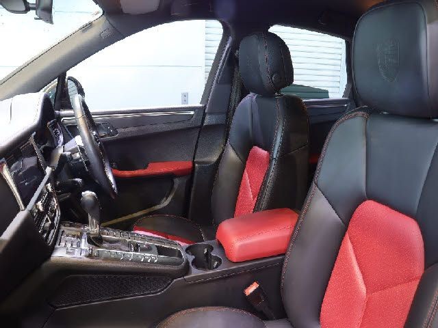 3ae753c960bd5bcae5b13d4d4e71fcf8.jpg
