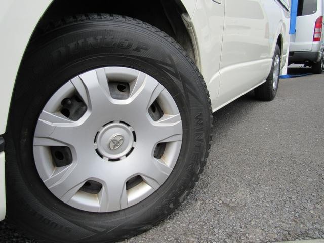 0505254A30260905W00214.jpg