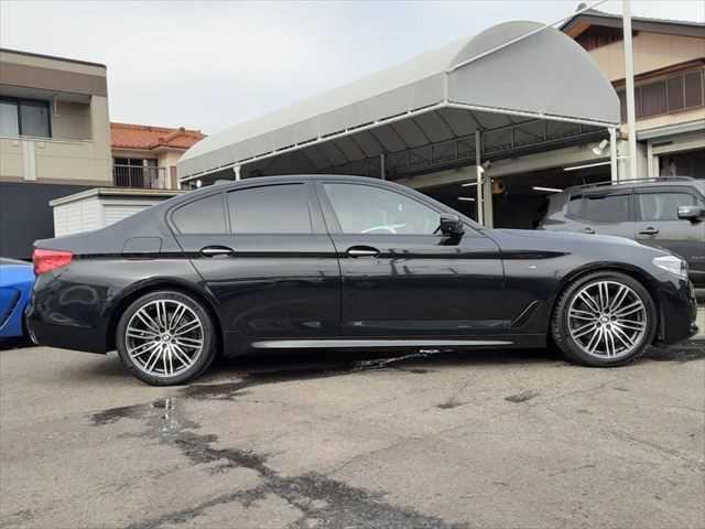 5ab750096b520679582591daa3dfccb9.jpg