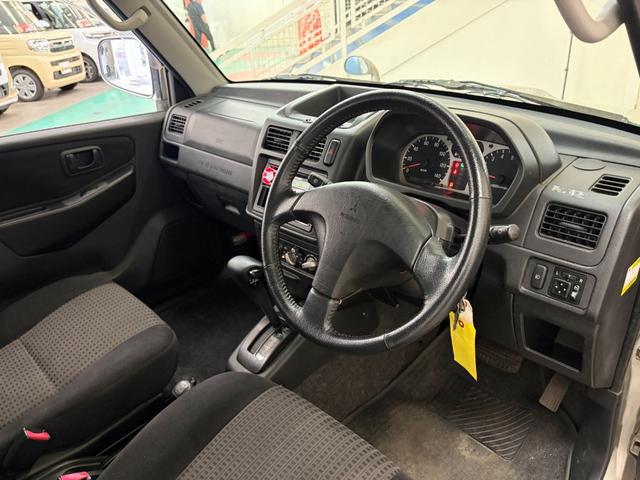 0302498A30260617W00115.jpg