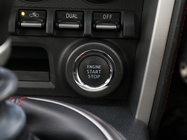 0509625A30260911W00316.jpg