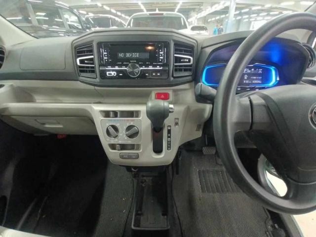 26208091_carP_l_15.jpg
