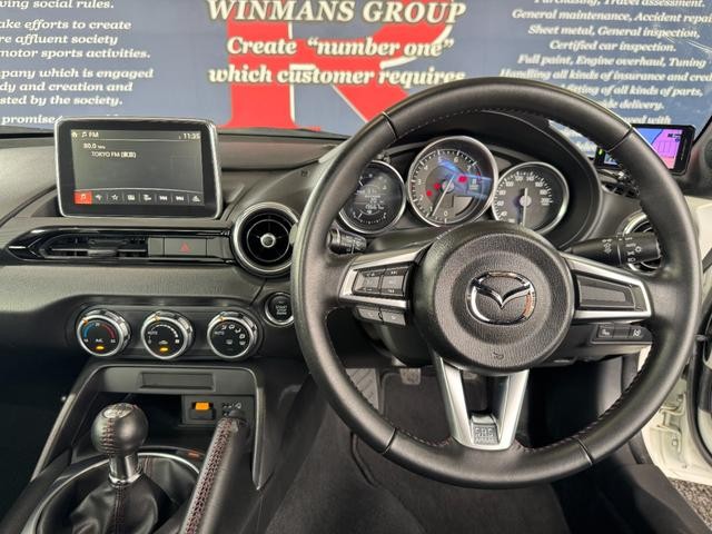 0560342A30260907W00509.jpg