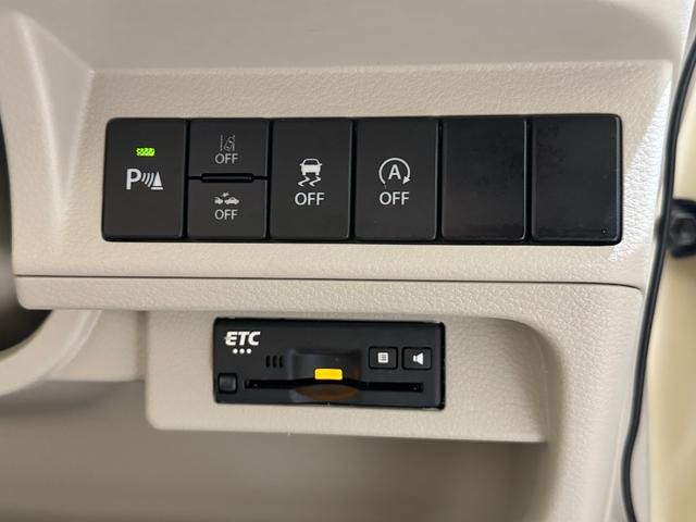 0509824A30260905W01103.jpg