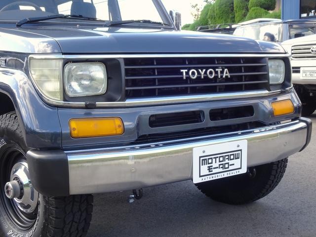0730175A30261007W00115.jpg