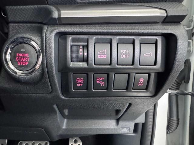0900065A30261006W00103.jpg