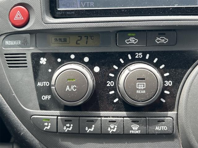 1100110A30260807W00208.jpg