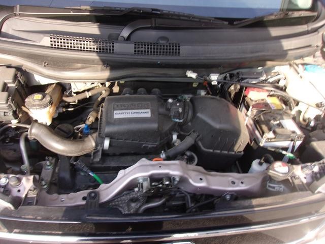 0400761A30261015W00116.jpg