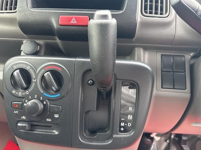 0900605A30260825W01616.jpg