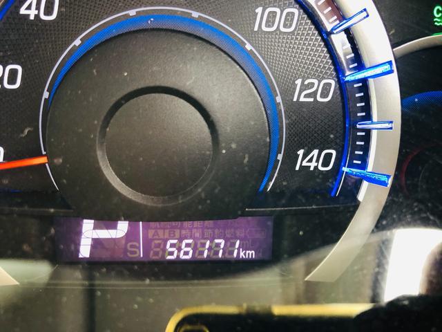 0703556A30260604W00114.jpg
